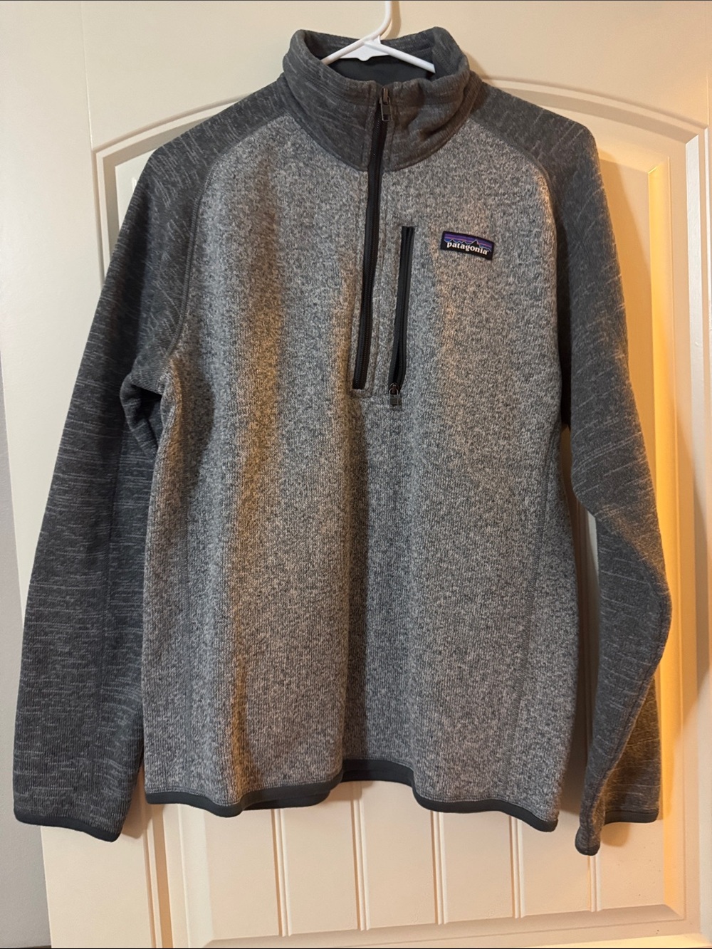 Patagonia Men’s Gray Two-Tone Quarter-Zip Fleece Pullover